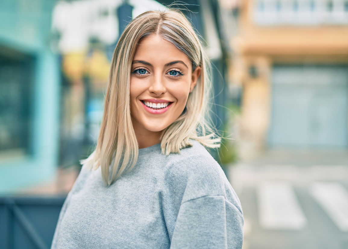 Panoramic dental X-ray for fast, comprehensive oral diagnosis